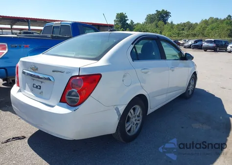 2015 Chevrolet Sonic Lt Auto из США, поврежденный, VIN 1G1JC5SH2F4123952